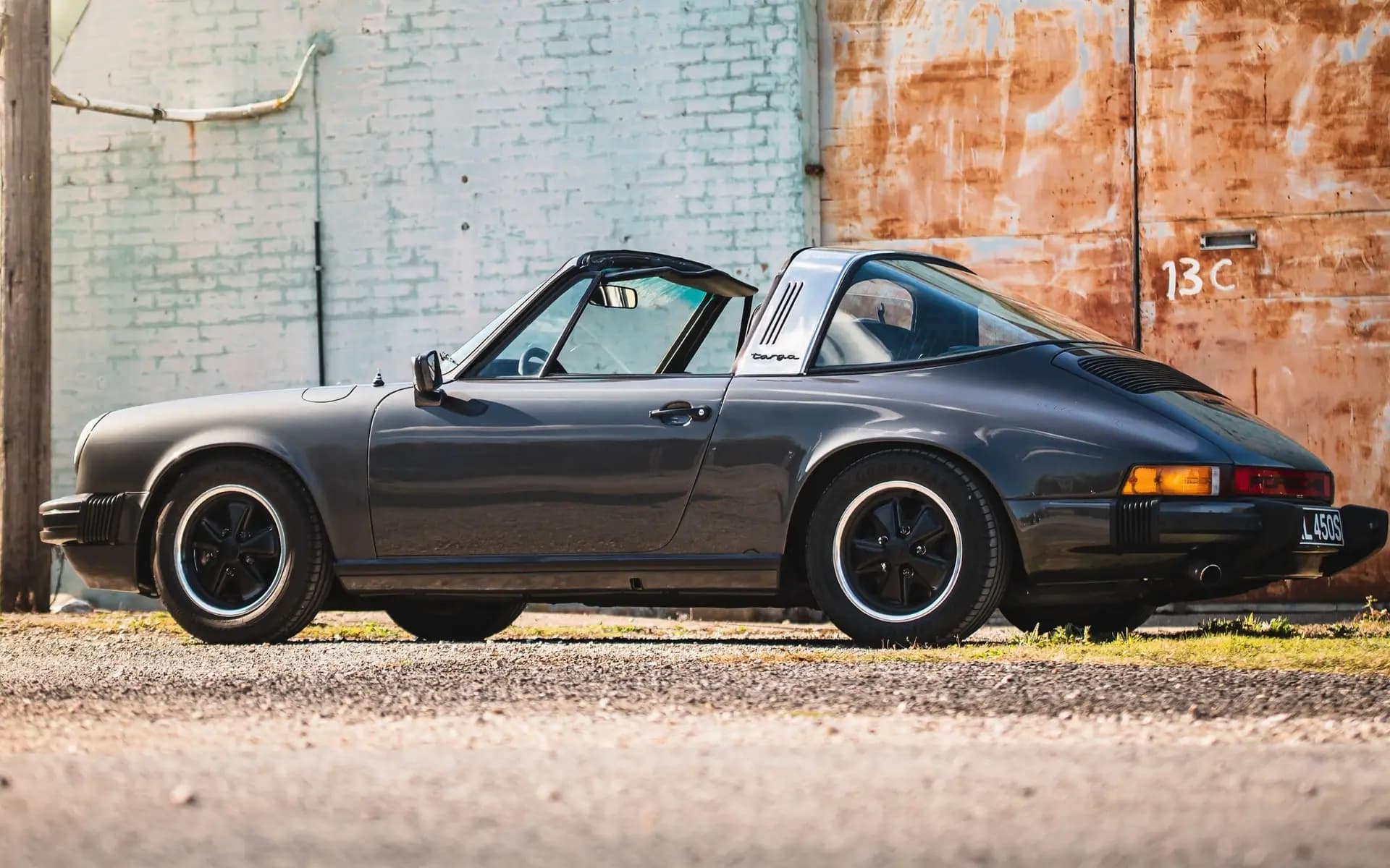 G Series 911 Targa